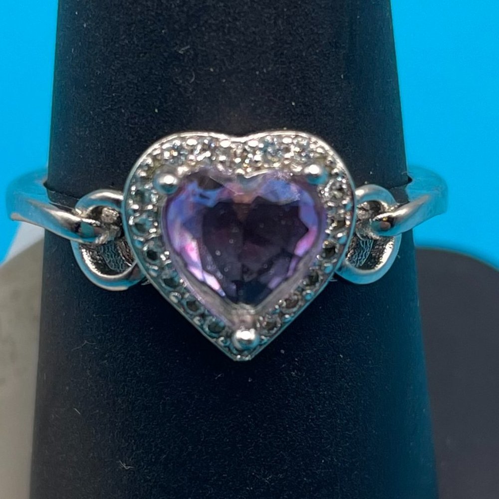 Light Purple Crystal Heart adorned with crystals Size 8 Ring w/Gift Box - NEW
